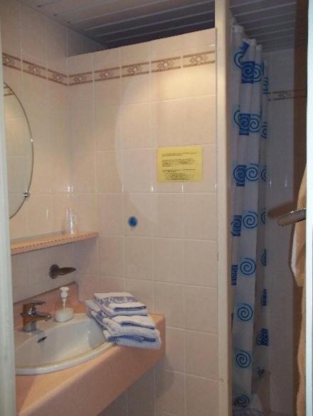 Hôtel L'Etoile d'Or à Bourbonne-les-Bains Extérieur photo